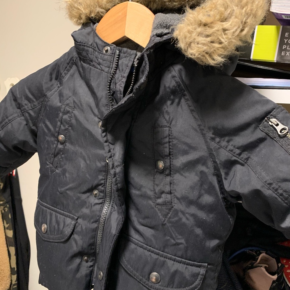 Gap toddler winter coat . Great condition.
